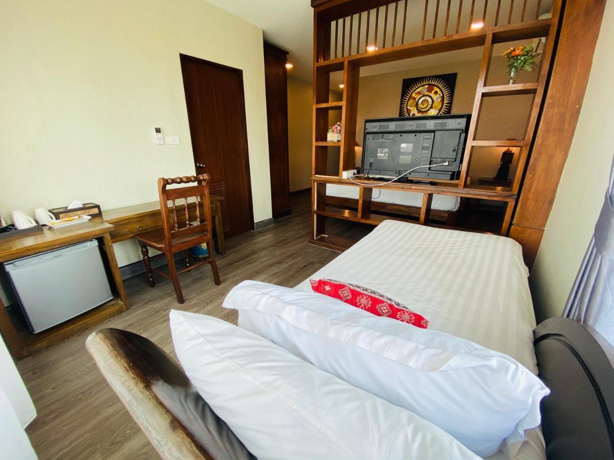 C Hotel Boutique And Comfort Chiang Mai Eksteriør billede
